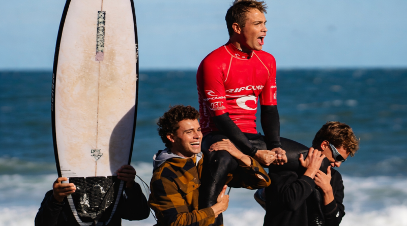 Santiago González ganador de la copa La isla RipCurl en Pura Vida