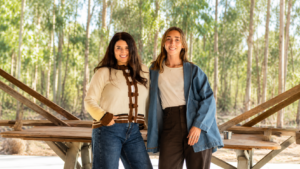 Ashley Bell y Fiorella Mazuco
