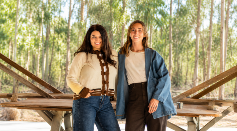 Ashley Bell y Fiorella Mazuco