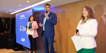 Javier Azcurra vicepresidente CAMTUR en roadshow Brasil
