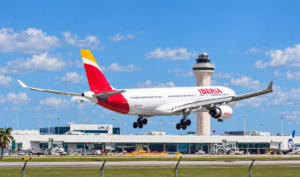 Aterrizaje del Iberia en el aeropuerto